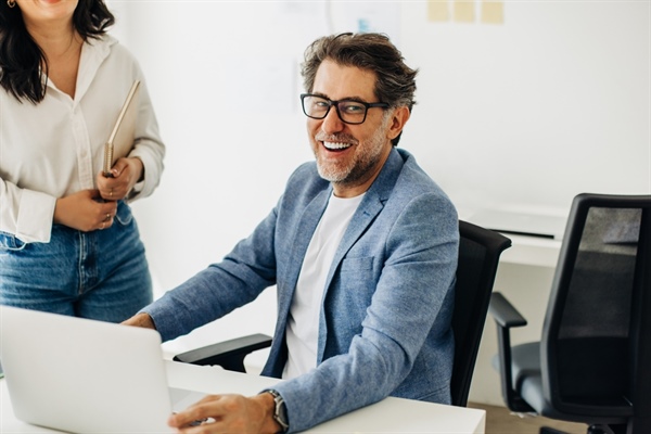 Pourquoi les profils expérimentés choisissent de plus en plus l’intérim ?