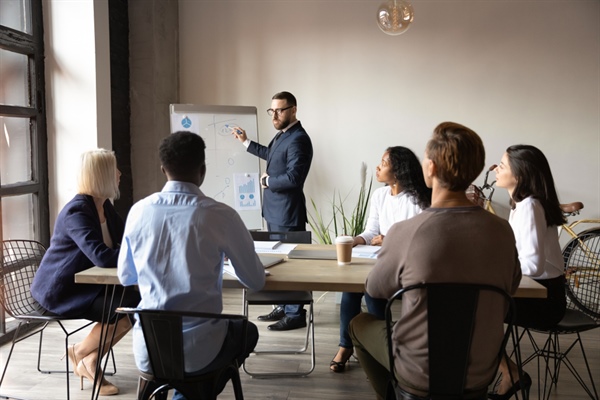 Paroles d’expert - Sales Enablement et Sales Sparring : Les nouvelles techniques commerciales qui ont la cote